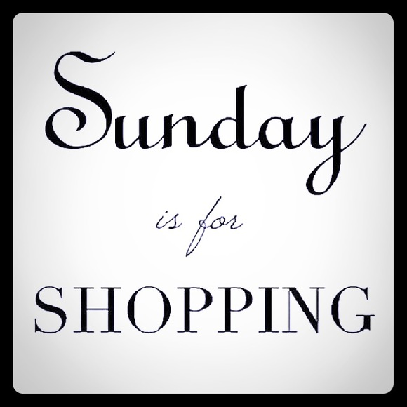 IT’S SUNDAY! Time for 🏈 and to SHOP & SHARE (& NAP)! - Picture 1 of 6